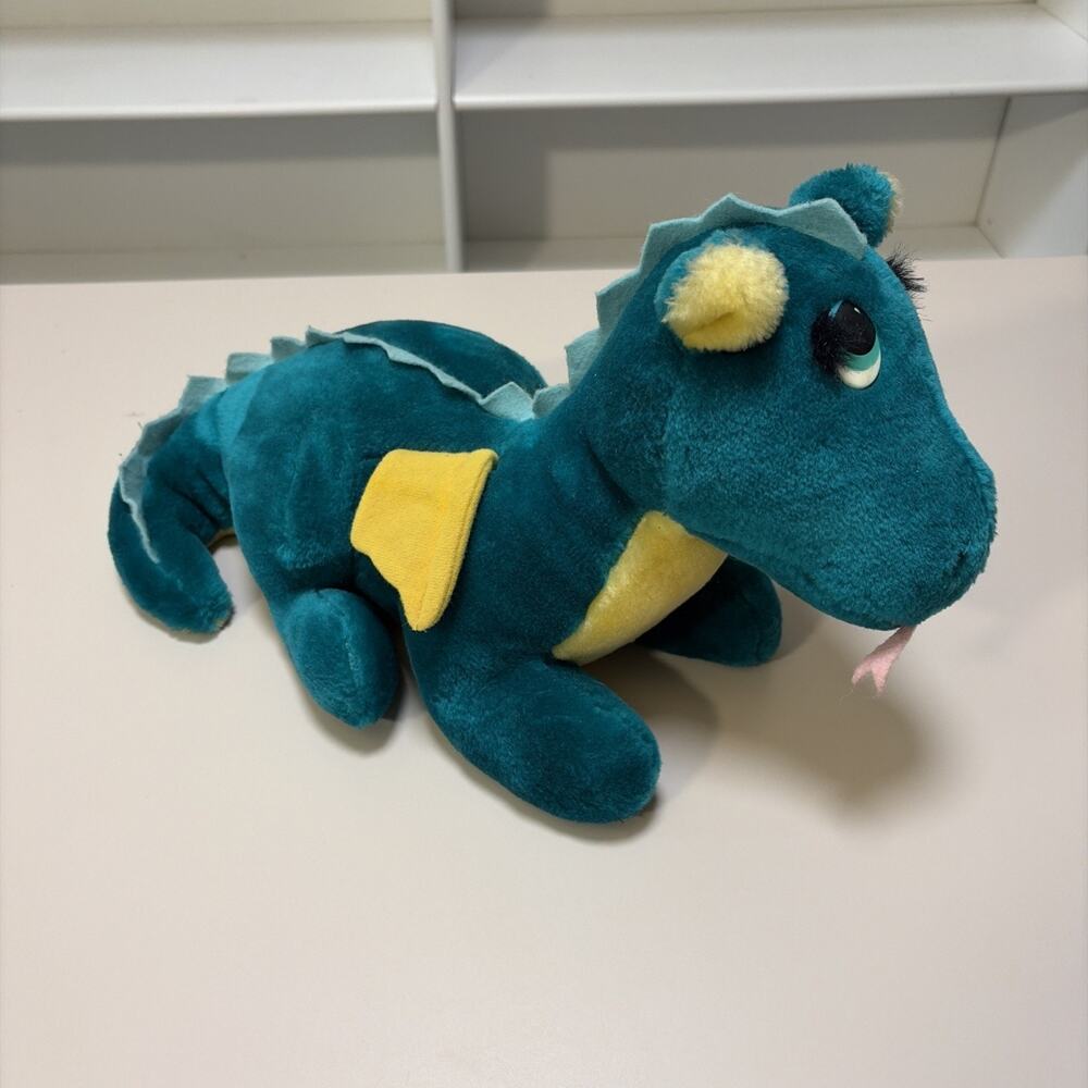 Vintage 1987 DAKIN 17" Plush PUFF THE MAGIC DRAGON Green Stuffed Animal Toy